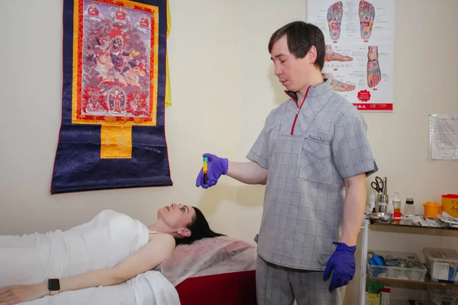 Процедура PRP-терапии в клинике &laquo;Парамита&raquo;