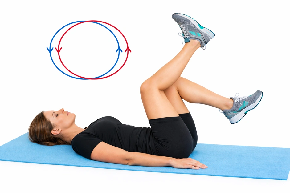 Выполнение упражнения &laquo;Велосипед&raquo; в облегченном варианте