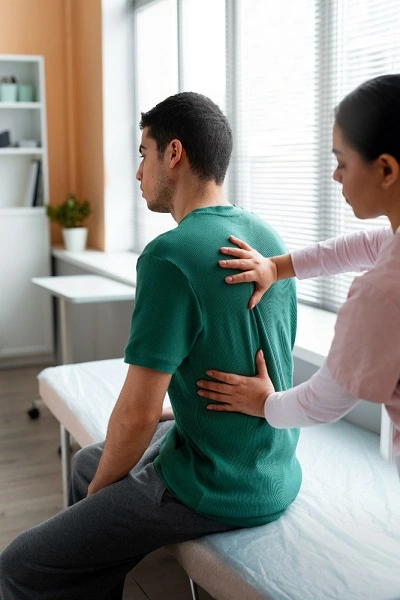 Заболевания мышц и кожи - причины боли в спине в области лопаток