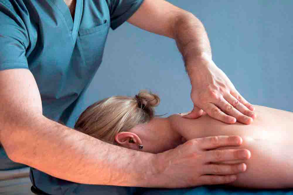 Миофасциальный лечебный массаж
