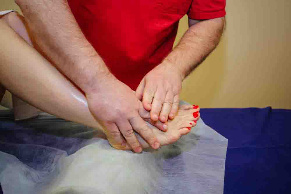 Точечный массаж при артрозе пальцев ног